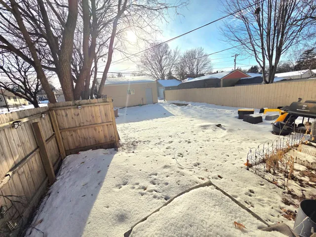 $200,000 | 1236 Reaney Avenue East, St. Paul, MN 55106