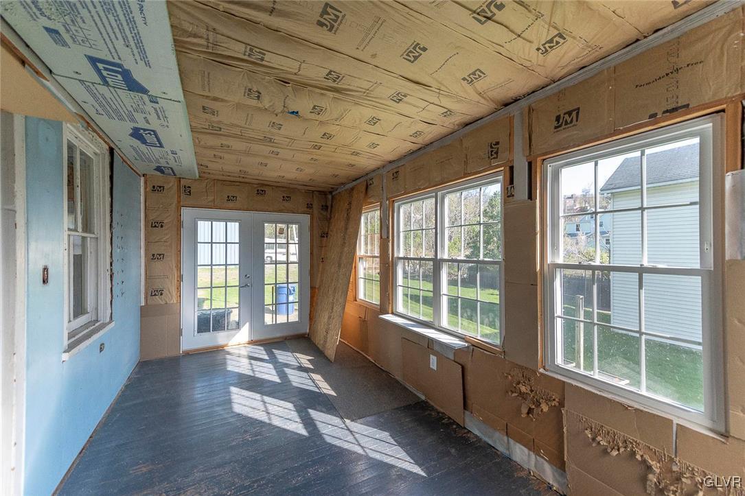 123 Spring Street Easton, PA 18042 - Photo 8 of 16 Gallery Image 8