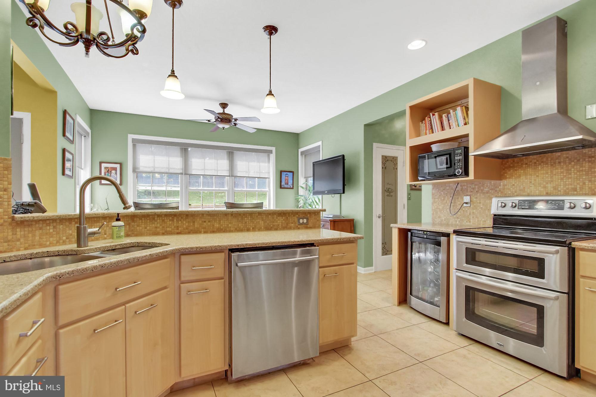 836 Rudytown Road New Cumberland, PA 17070 - Photo 6 of 38 Gallery Image 6
