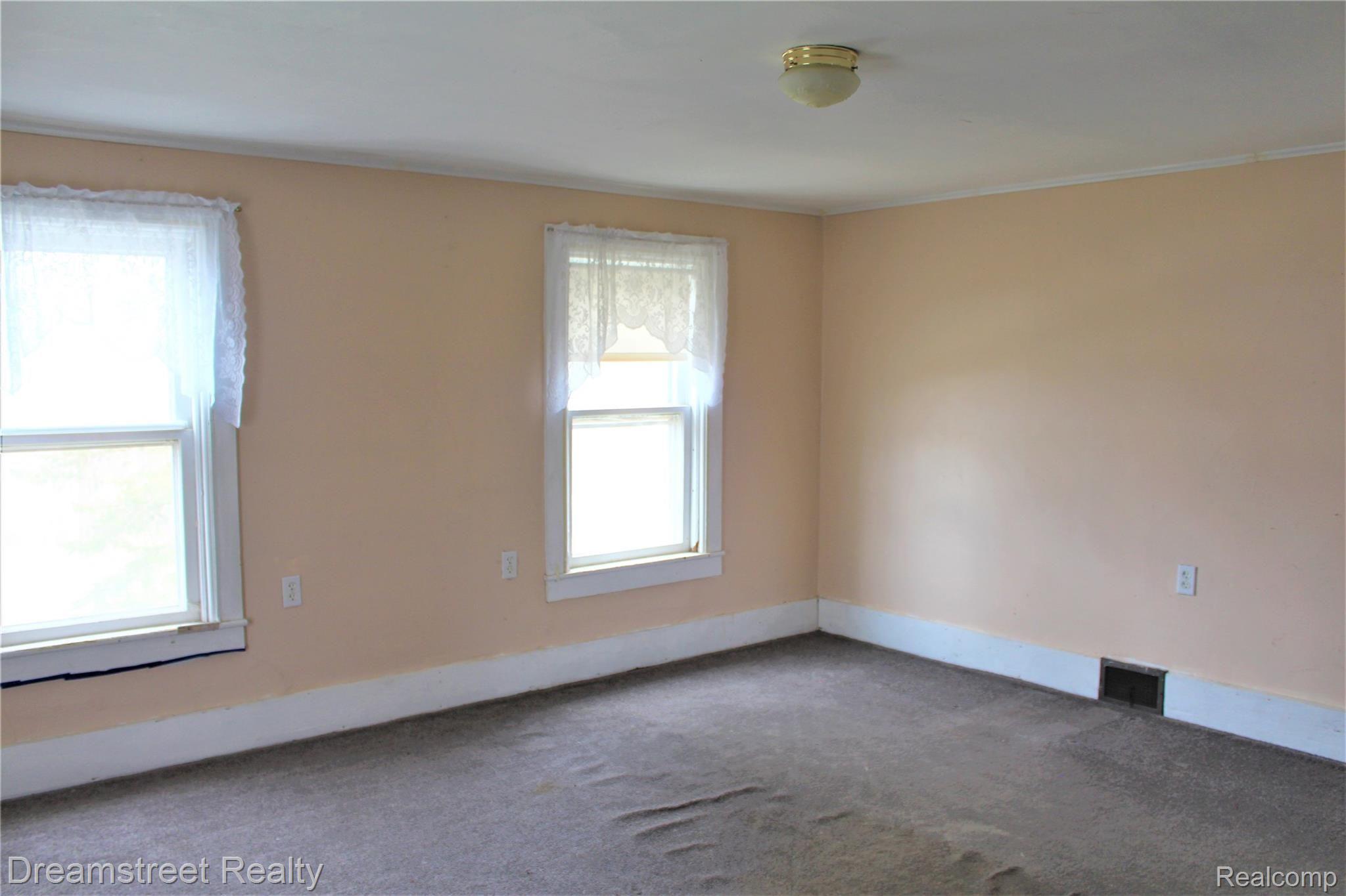 13625 Macon Road Saline, MI 48176 - Photo 42 of 49 IMG_5956.JPG