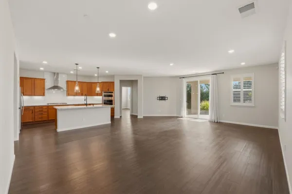 $549,000 | 608 Somerset Way, Patterson, CA 95363