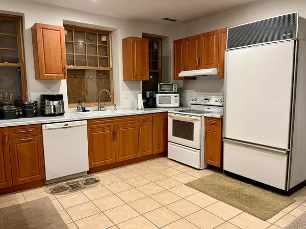 $475,000 | 532 Connecticut Street, Gary, IN 46402