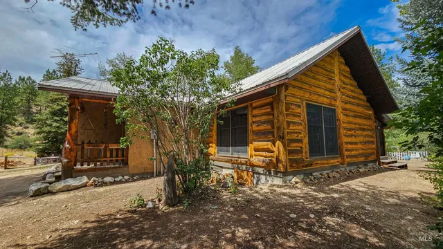 $675,000 | 3382 Highway 21, Boise, ID 83716