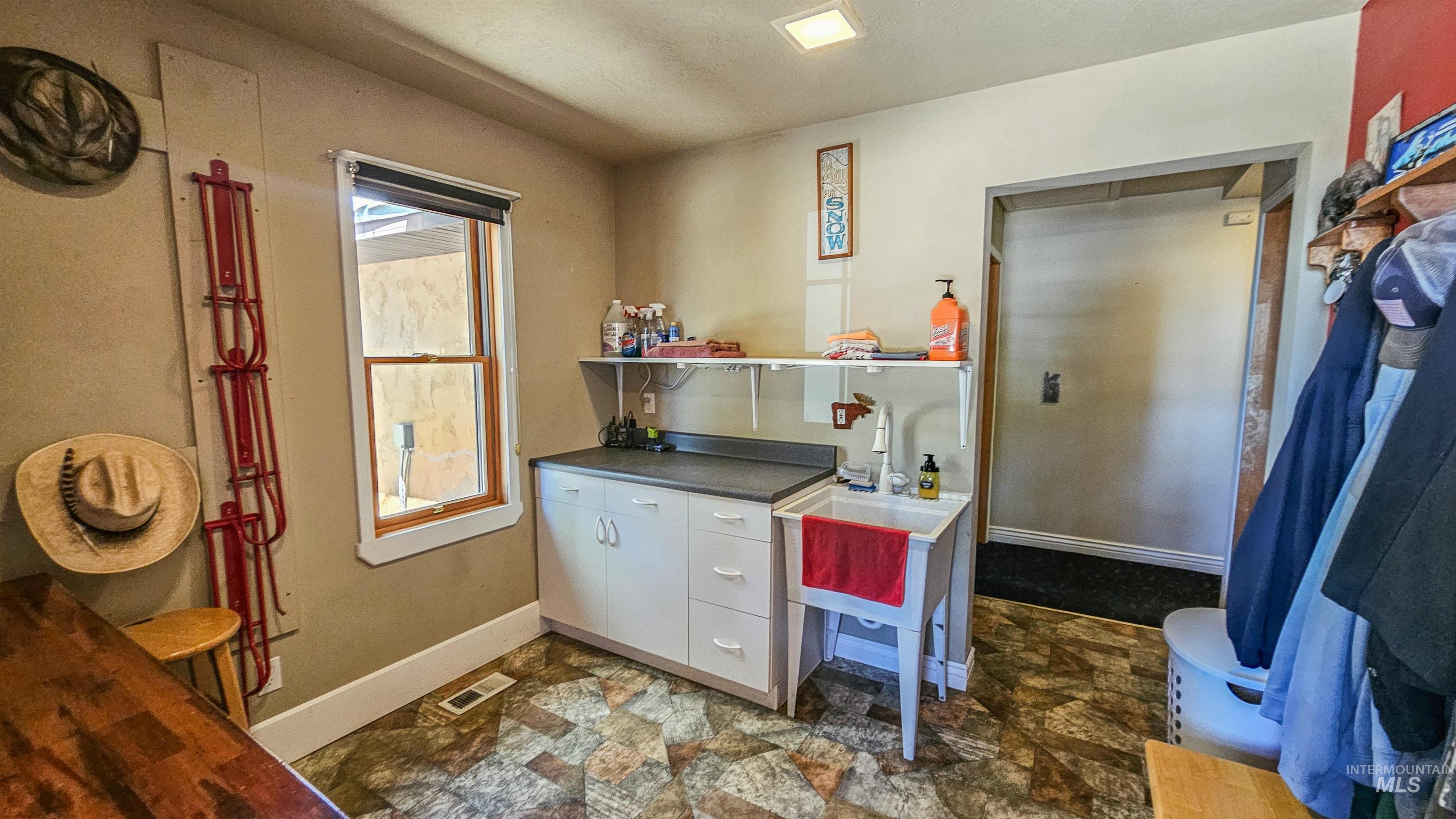 3382 Highway 21 Boise, ID 83716 - Photo 21 of 50 View of wooded area