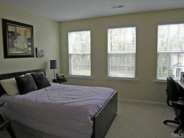 5335 Crescentview Parkway Raleigh, NC 27606 - Photo 11 of 12 Other