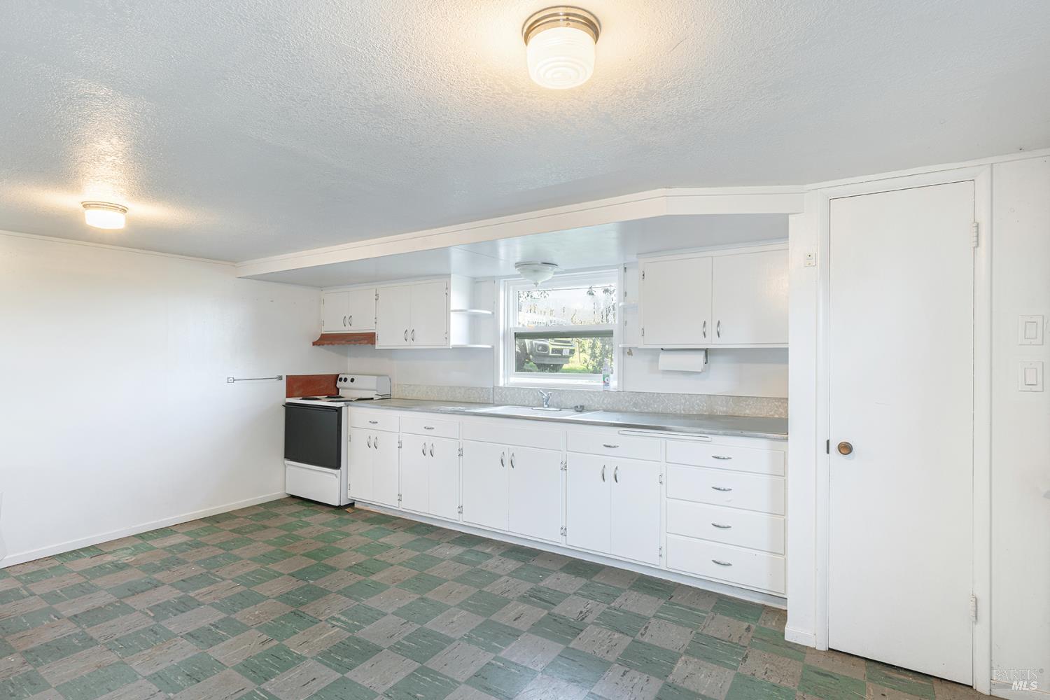 1365 Grandview Road Sebastopol, CA 95472 - Photo 26 of 58