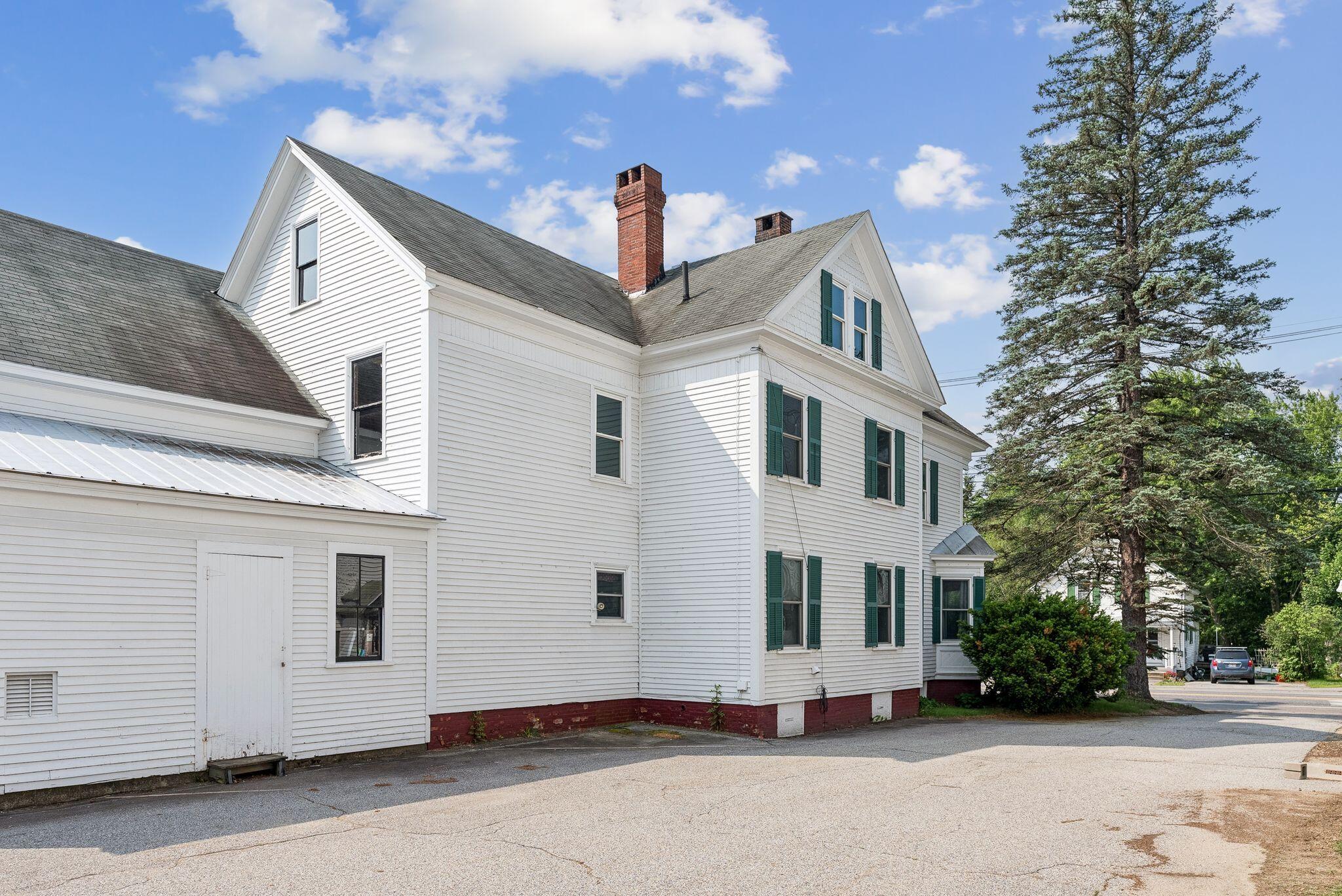 201 Main Street Norway, ME 04268 - Photo 10 of 47 10_DSC09309