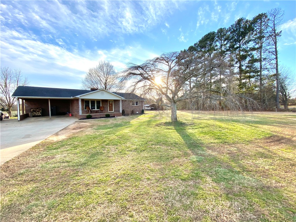 3531 Dixon Road Anderson, SC 29625 - Photo 2 of 30