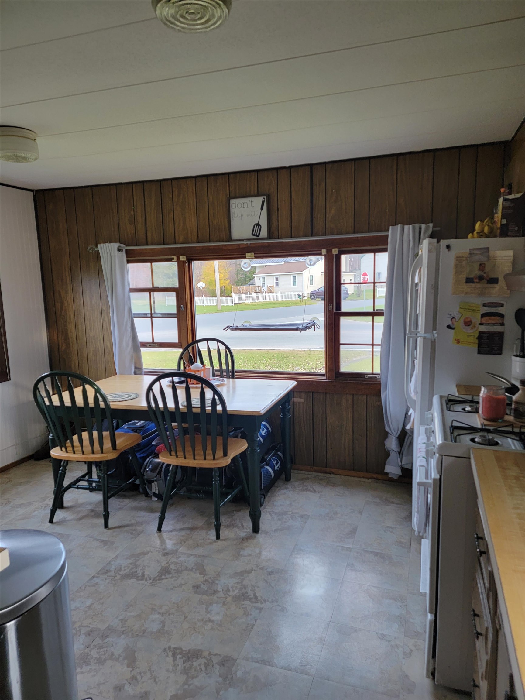 9 Mountain View Road Bennington, VT 05201 - Photo 6 of 23