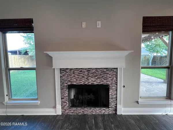 $2,450 | 100 Cautillion Drive, Youngsville, LA 70592