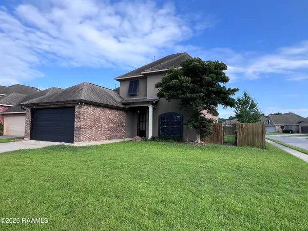 $2,450 | 100 Cautillion Drive, Youngsville, LA 70592