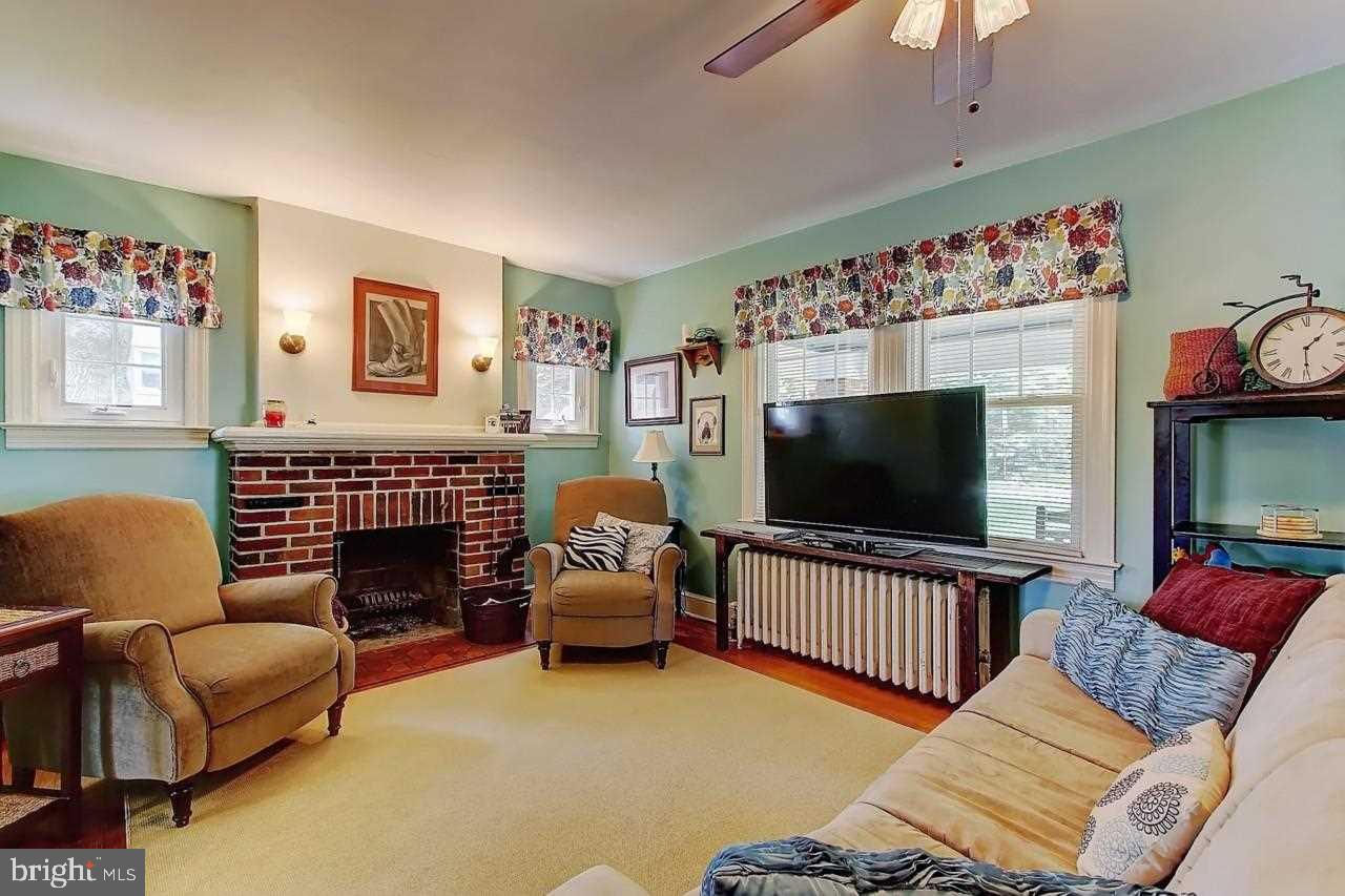 32 Reynolds Mill Road York, PA 17403 - Photo 3 of 26 Gallery Image 3