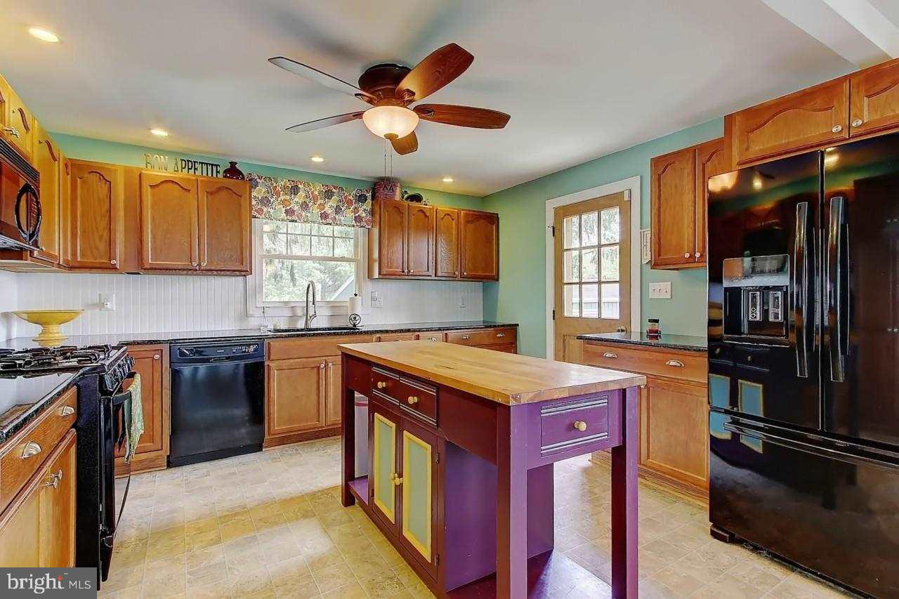 32 Reynolds Mill Road York, PA 17403 - Photo 9 of 26 Gallery Image 9
