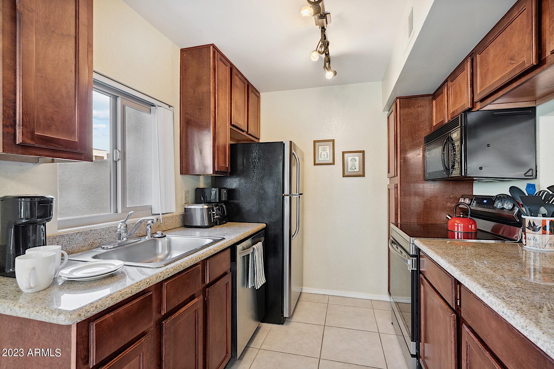 3600 North Hayden Road, Unit 3315 Scottsdale, AZ 85251 - Photo 12 of 32 17-DSC02547