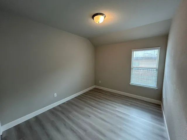 $1,995 | 197 Limerick Road, Buda, TX 78610