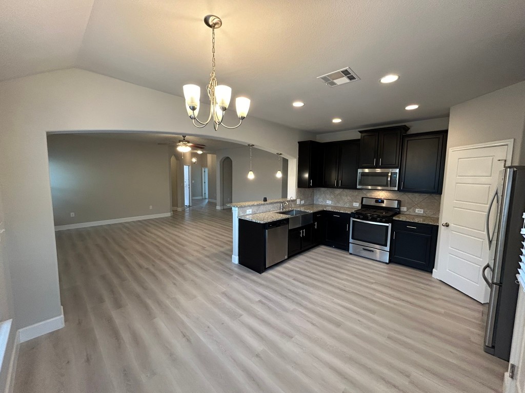 197 Limerick Road Buda, TX 78610 - Photo 8 of 25