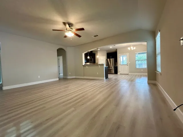 $1,995 | 197 Limerick Road, Buda, TX 78610