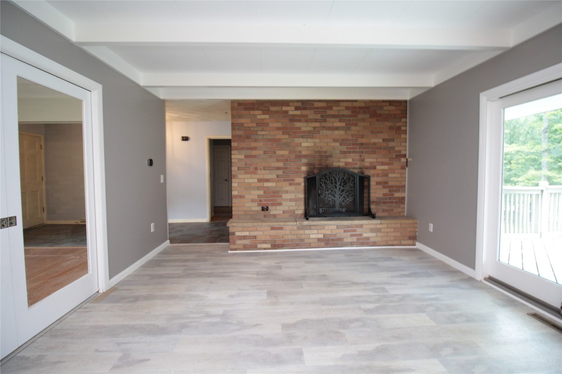 922 Forest Road Endwell, NY 13760 - Photo 4 of 42 Gallery Image 4