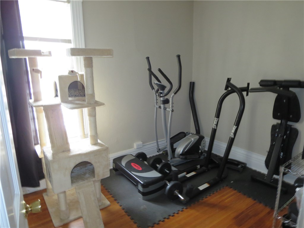 2 Sumner Park Rochester, NY 14607 - Photo 5 of 15