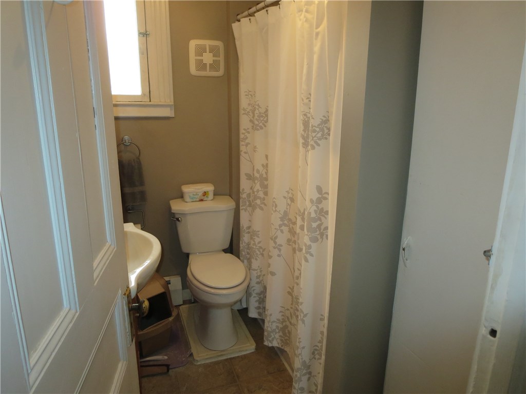 2 Sumner Park Rochester, NY 14607 - Photo 6 of 15