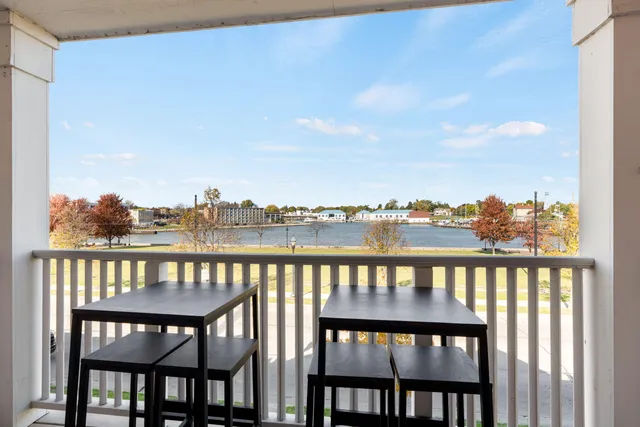 $529,000 | 411 54th Street, Kenosha, WI 53140