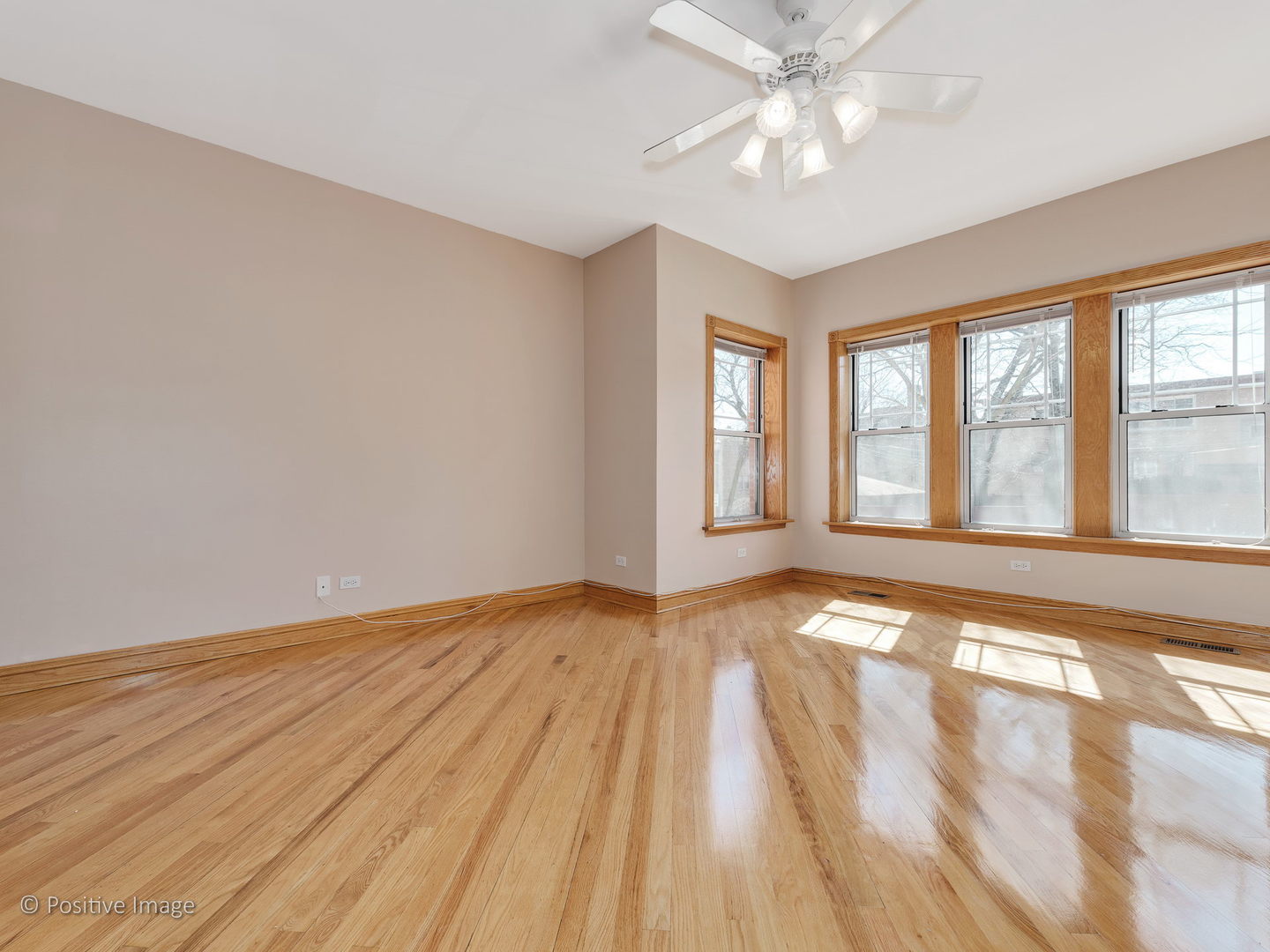 931 Brummel Street, Unit 103 Evanston, IL 60202 - Photo 3 of 22