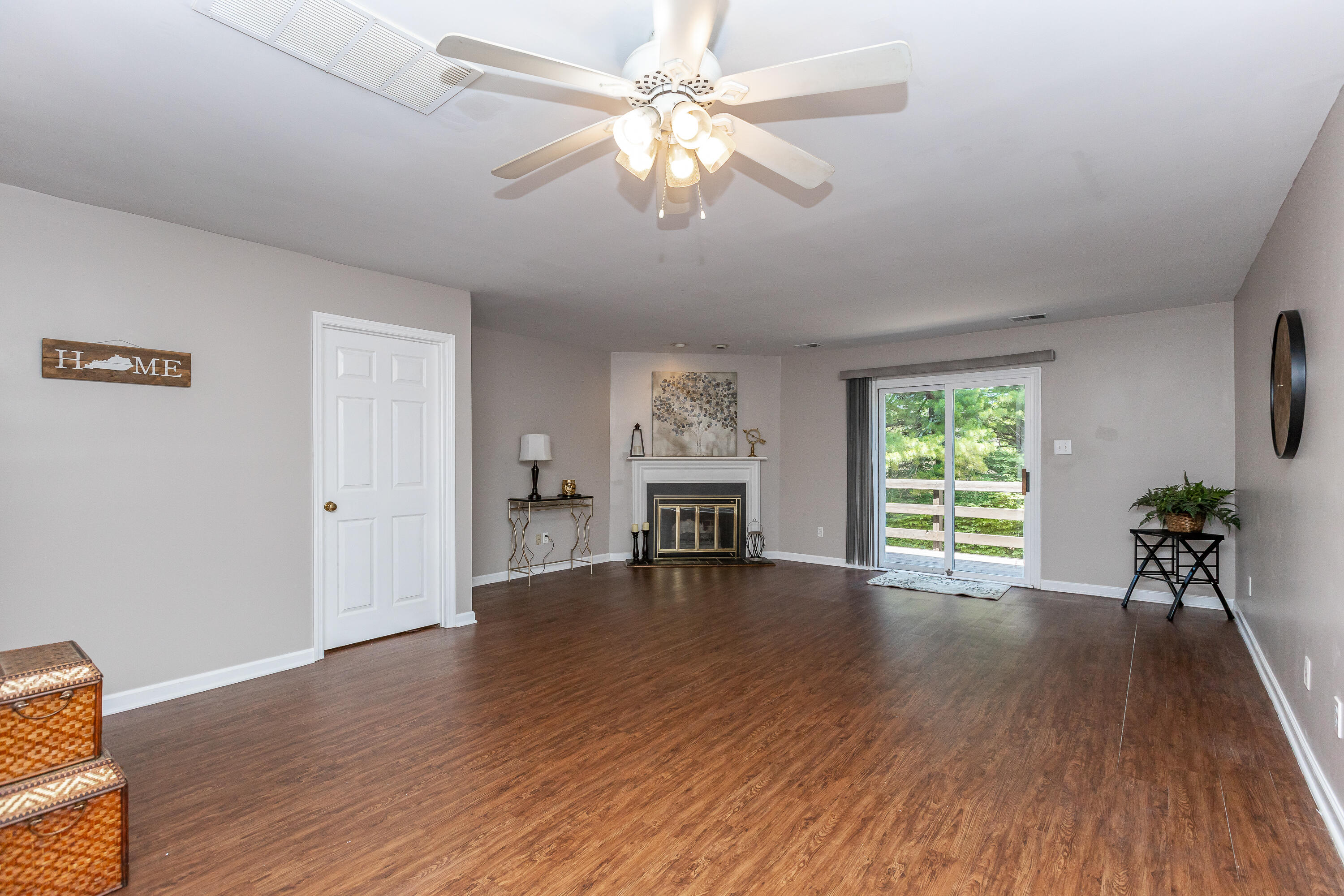 1129 Turkey Foot Road, Unit 3 Lexington, KY 40502 - Photo 2 of 21 2-3