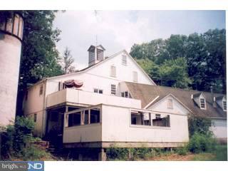 21 Freemansville Road Reading, PA 19607 - Photo 3 of 6 Gallery Image 3