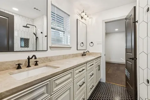 $825,000 | 11023 Marsh Lane, Dallas, TX 75229