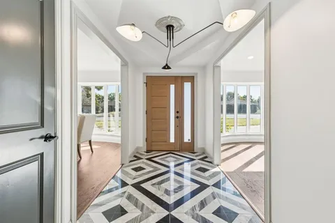 $825,000 | 11023 Marsh Lane, Dallas, TX 75229