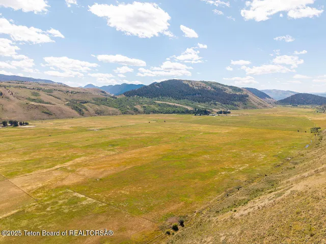 $8,000,000 | 2100 North Spring Gulch Road, Jackson, WY 83001