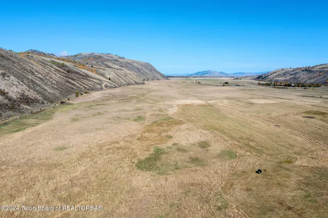 $8,000,000 | 2100 North Spring Gulch Road, Jackson, WY 83001