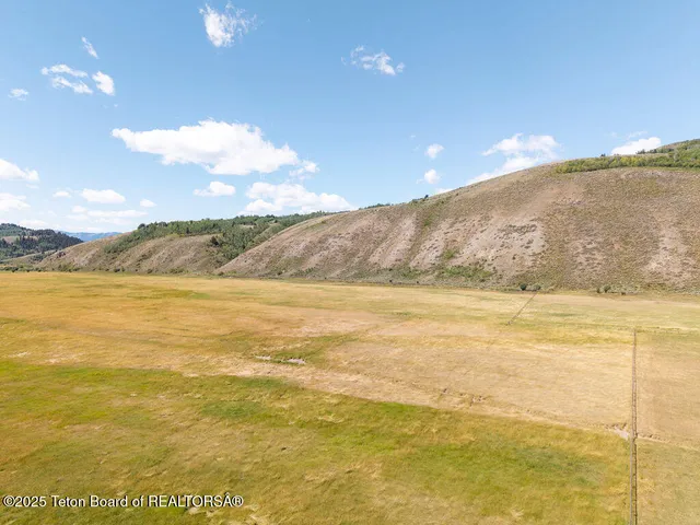 $8,000,000 | 2100 North Spring Gulch Road, Jackson, WY 83001