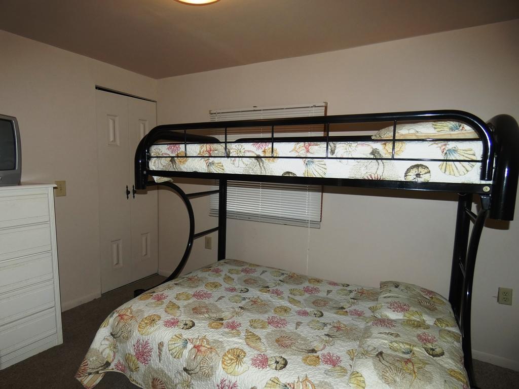 237 Upper Matecumbe Road Key Largo, FL 33037 - Photo 11 of 13 237 Upper Matecumbe Rd Key Largo - 3rd b