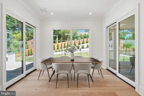 $5,295,000 | 6008 Oakdale Road, McLean, VA 22101