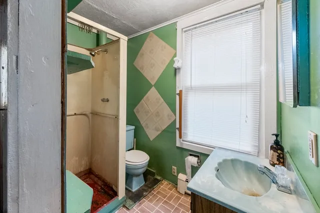 $180,000 | 120 Horton Road, Orange, MA 01364