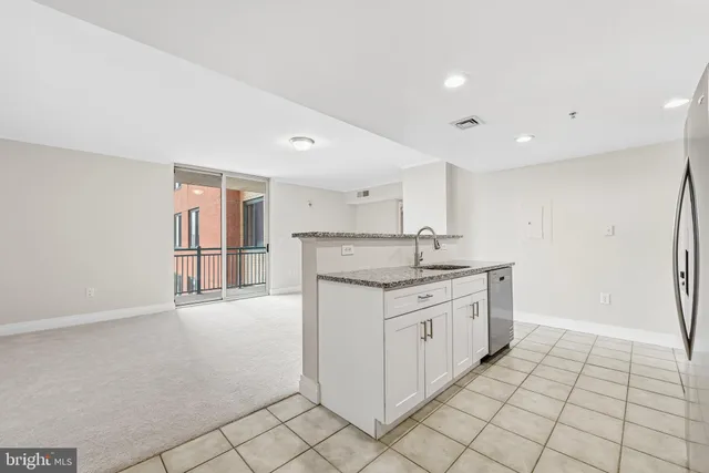 $210,000 | 414 Water Street, Unit 1501, Baltimore, MD 21202