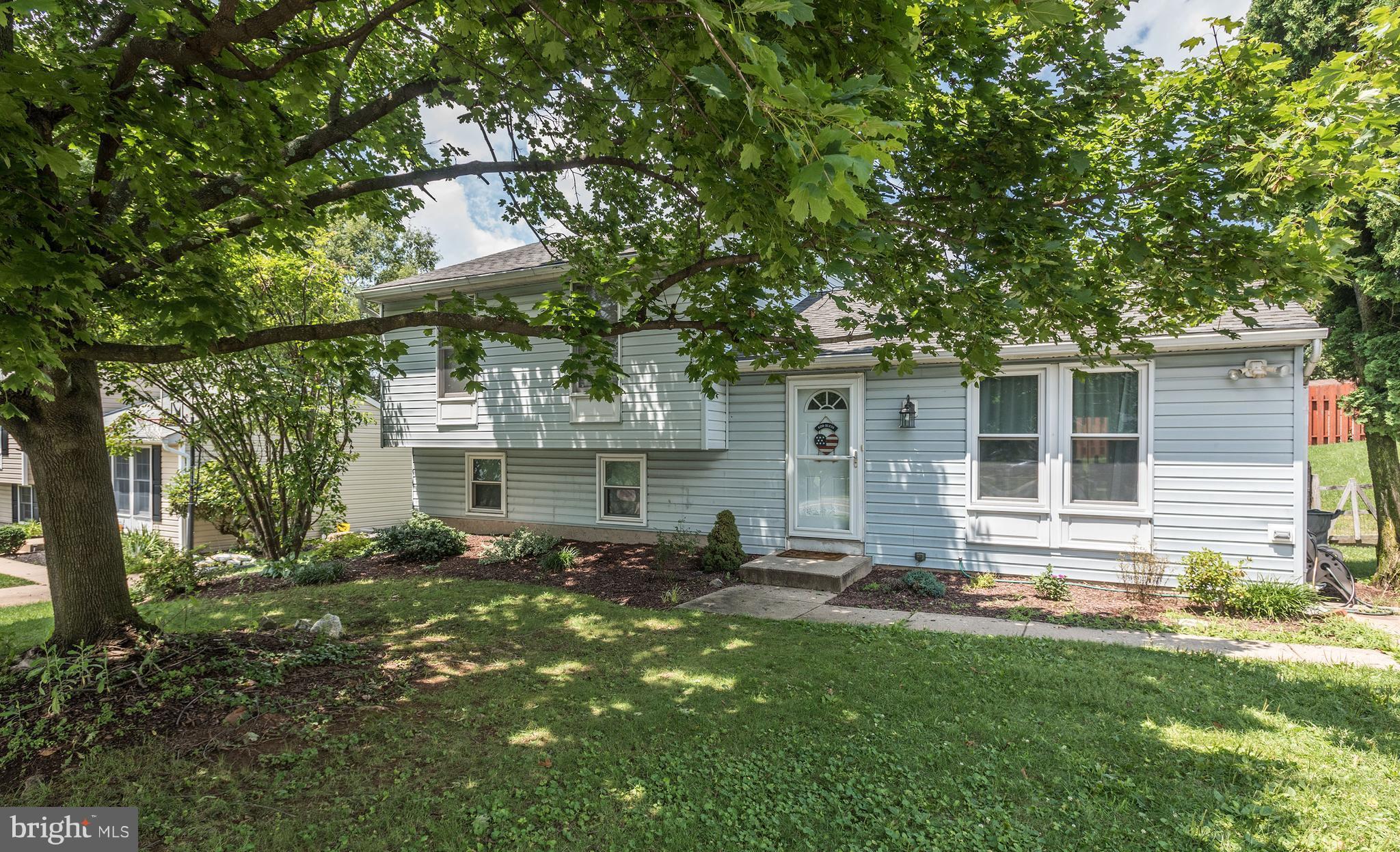 88 Hook Road Westminster, MD 21157 - Photo 1 of 29 Exterior (Front)