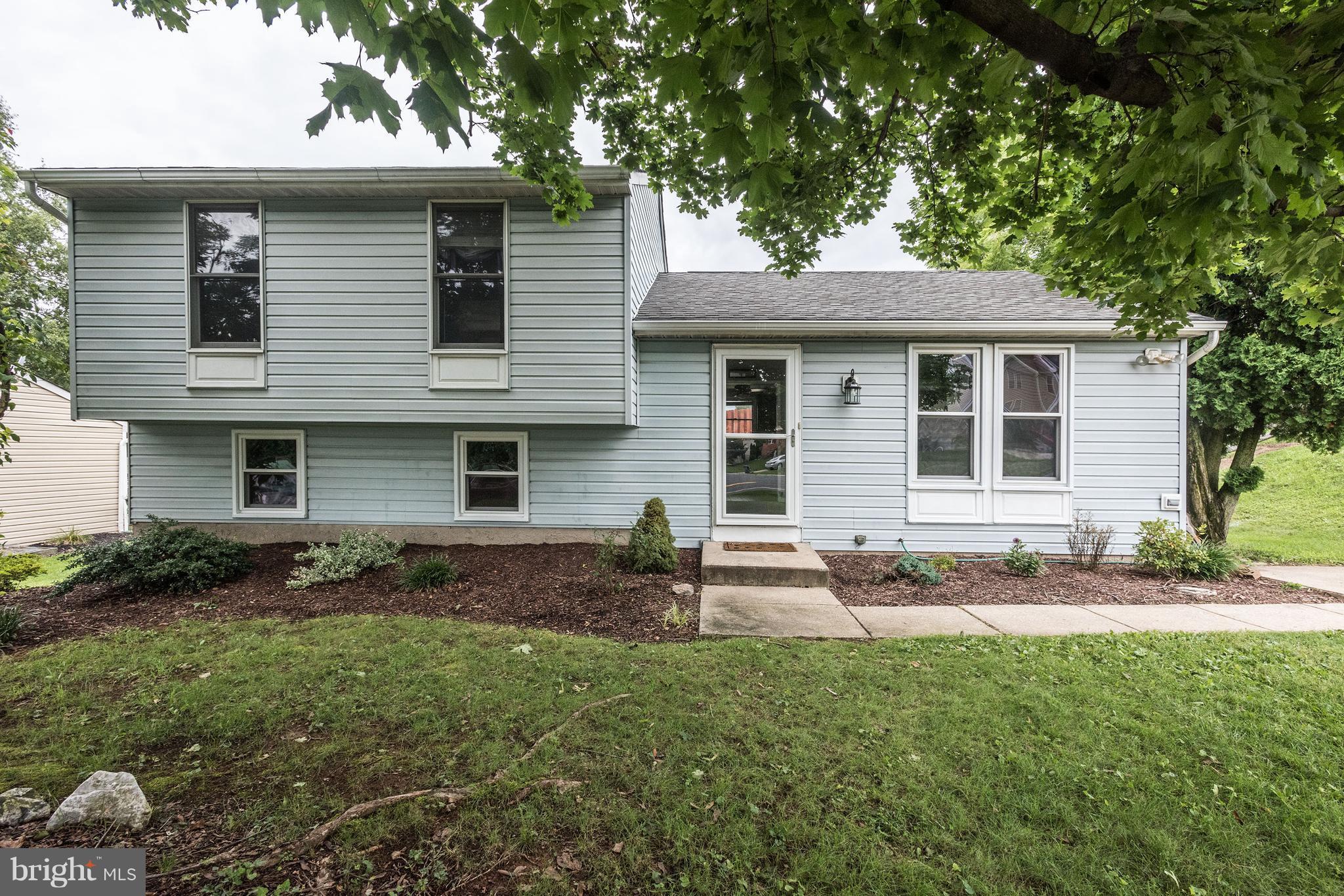 88 Hook Road Westminster, MD 21157 - Photo 2 of 29 Exterior (Front)