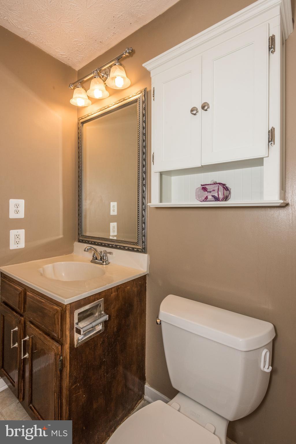 88 Hook Road Westminster, MD 21157 - Photo 19 of 29 Bath
