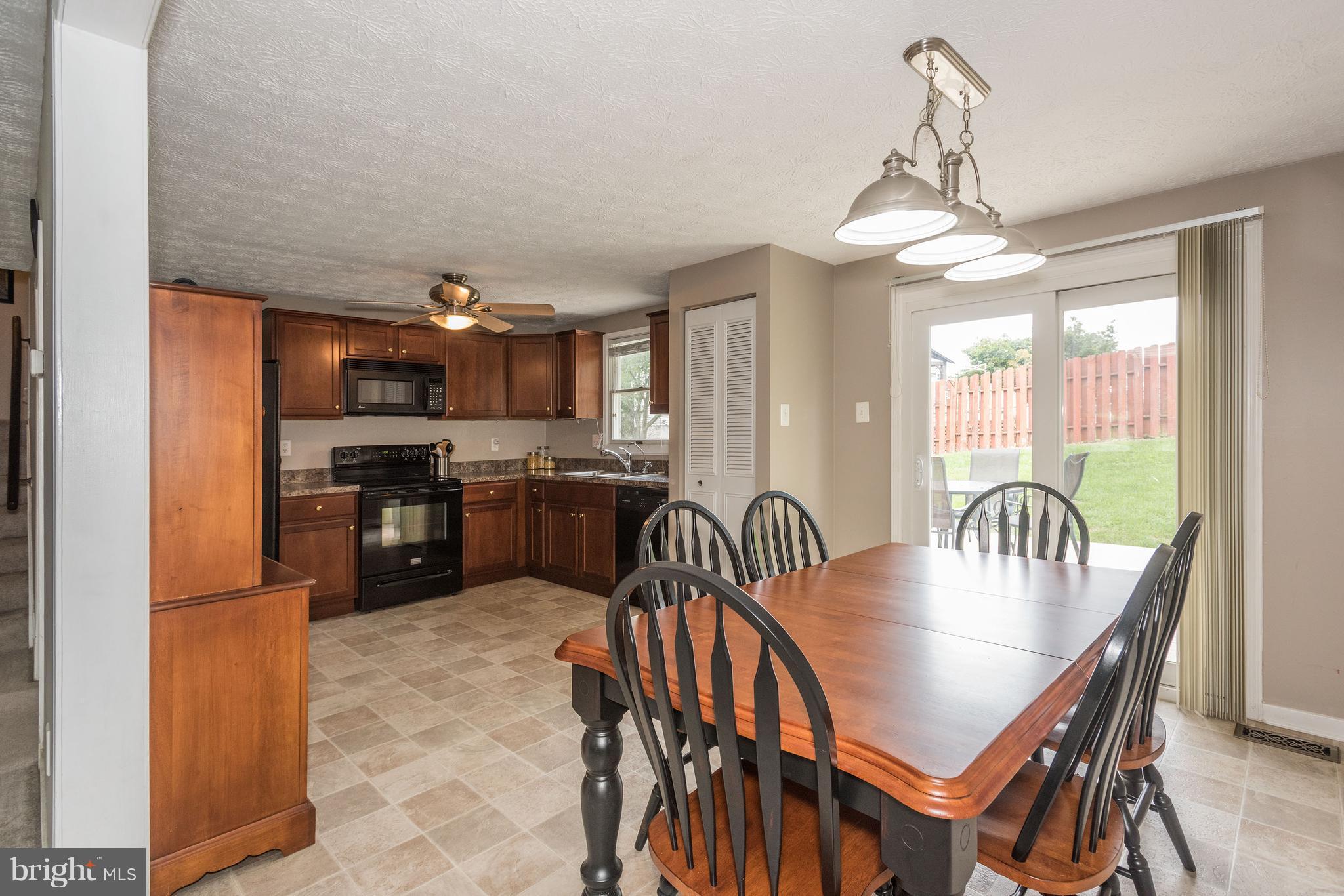 88 Hook Road Westminster, MD 21157 - Photo 5 of 29 Kitchen