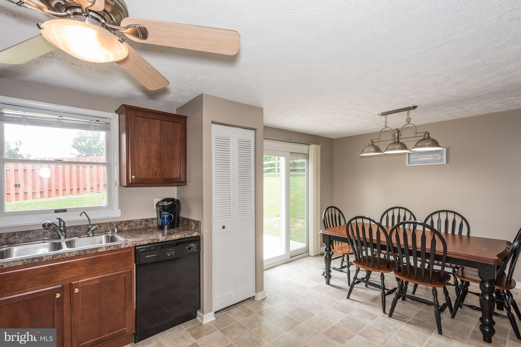 88 Hook Road Westminster, MD 21157 - Photo 8 of 29 Kitchen