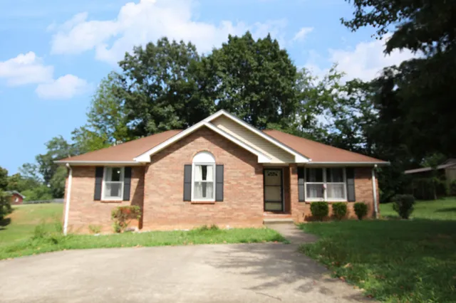 $1,500 | 517 Aurelia Lynn Drive, Clarksville, TN 37042