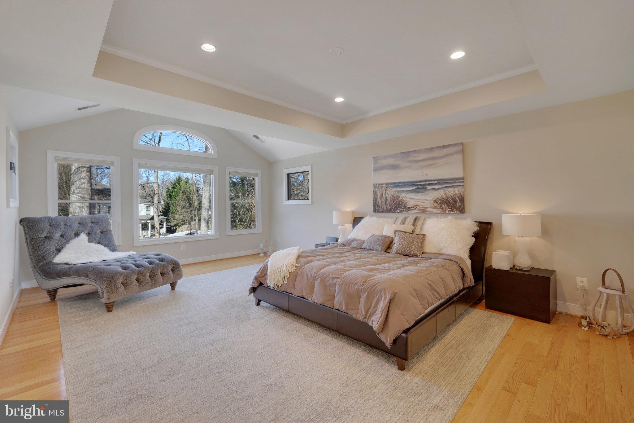 5922 Chesterbrook Road McLean, VA 22101 - Photo 42 of 82 Spacious Primary Bedroom