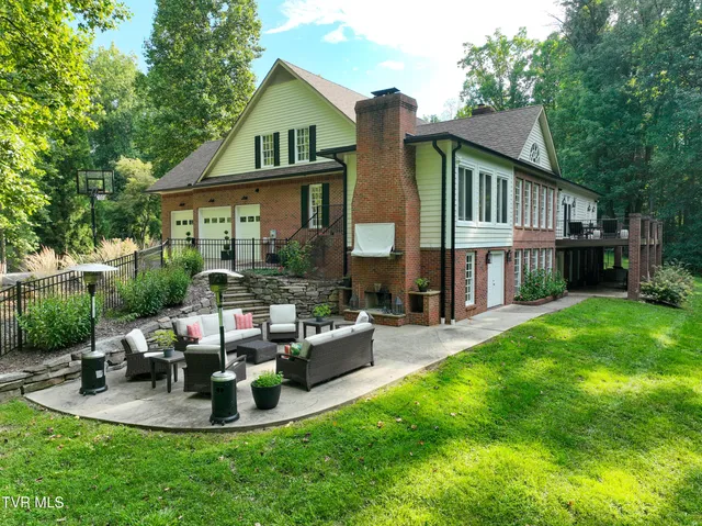 $1,790,000 | 15951 Summer Place, Bristol, VA 24202