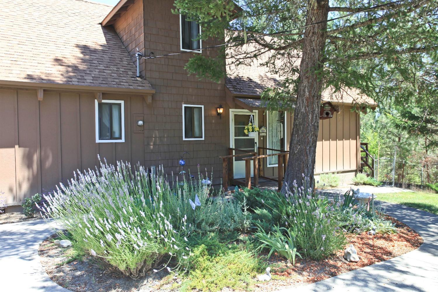 1765 Robertson Bridge Road Grants Pass, OR 97526 - Photo 4 of 29 Additional Photo