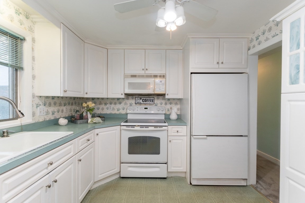 12 Pleasant Street Burlington, MA 01803 - Photo 12 of 42