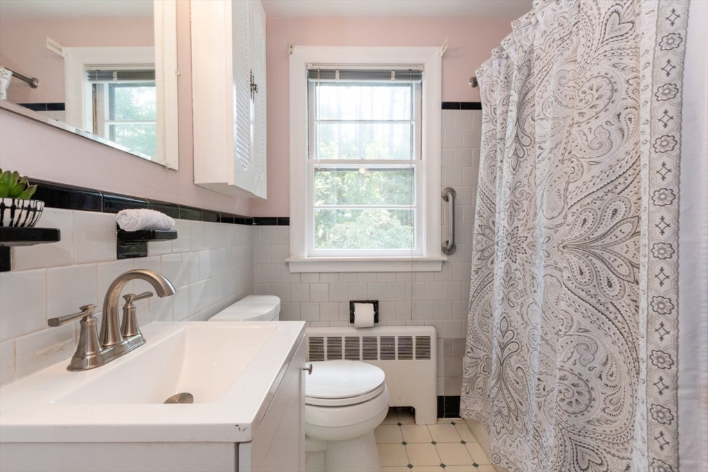 12 Pleasant Street Burlington, MA 01803 - Photo 29 of 42