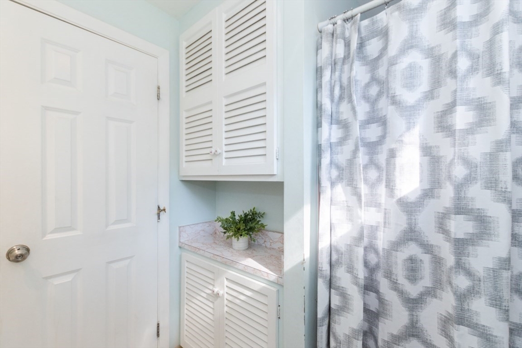 12 Pleasant Street Burlington, MA 01803 - Photo 33 of 42