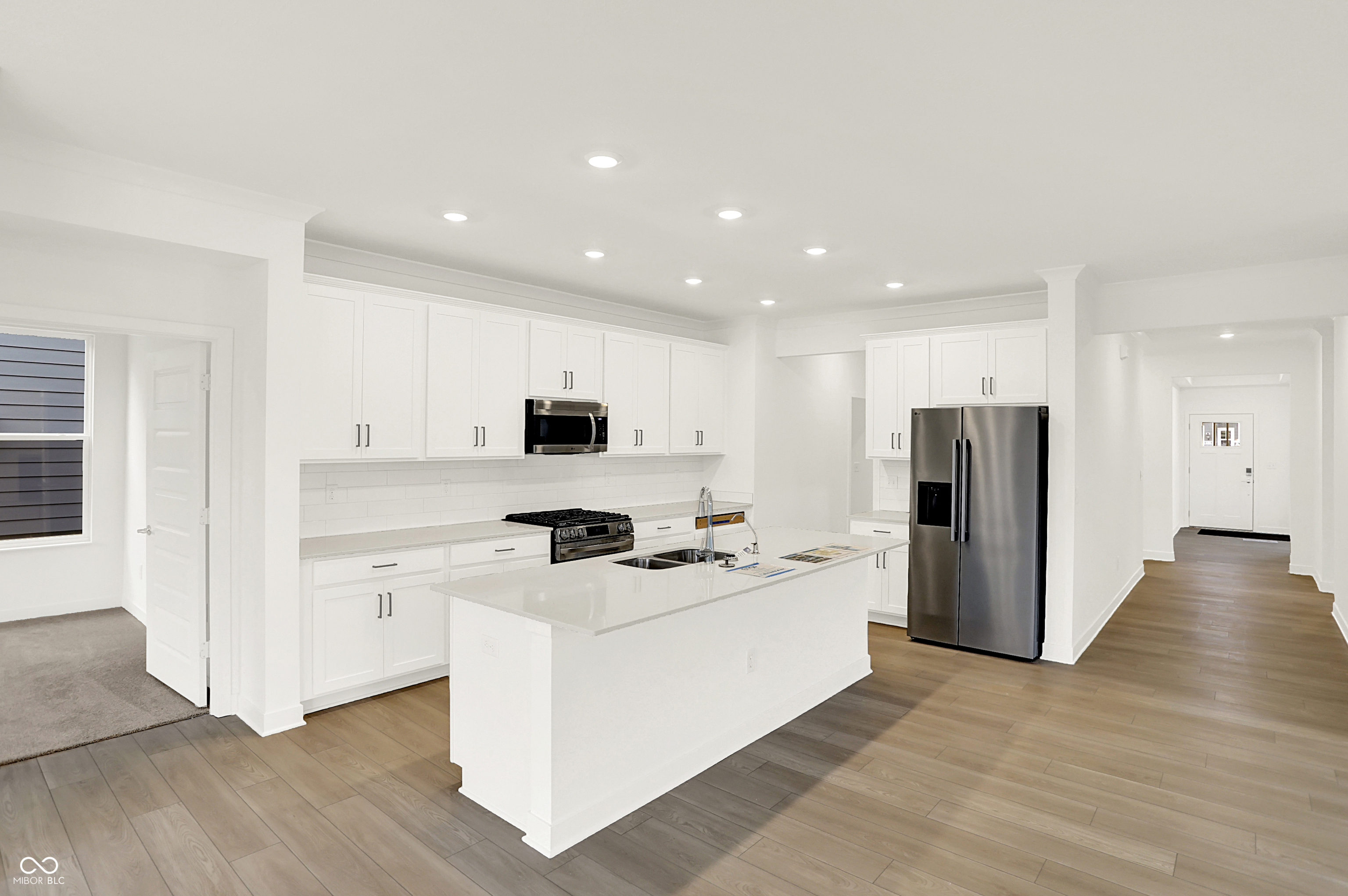 5357 Nettleton Way Avon, IN 46123 - Photo 18 of 40